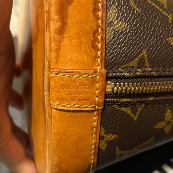 Louis Vuitton Alma Pm - Picture 2 of 7